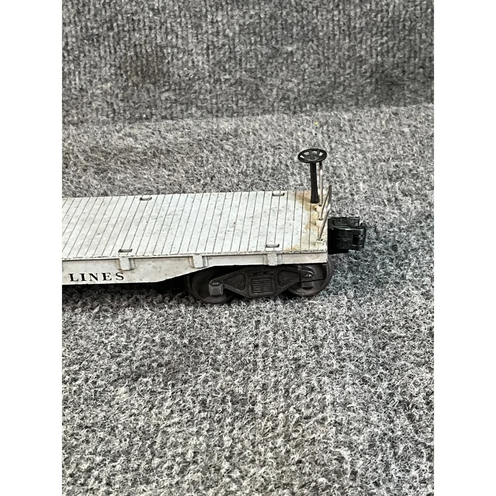 Vintage Lionel Lines 6411 Flatcar O Gauge Train Model Metal Base Collector Piece
